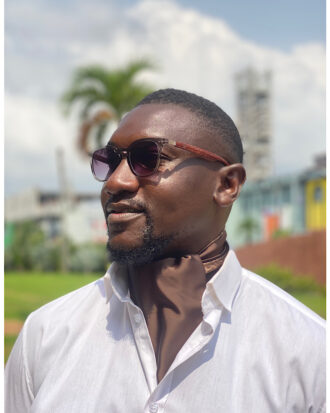 Ascot tie cravat Brown