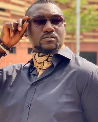 Ascot tie cravat Gold Black 1